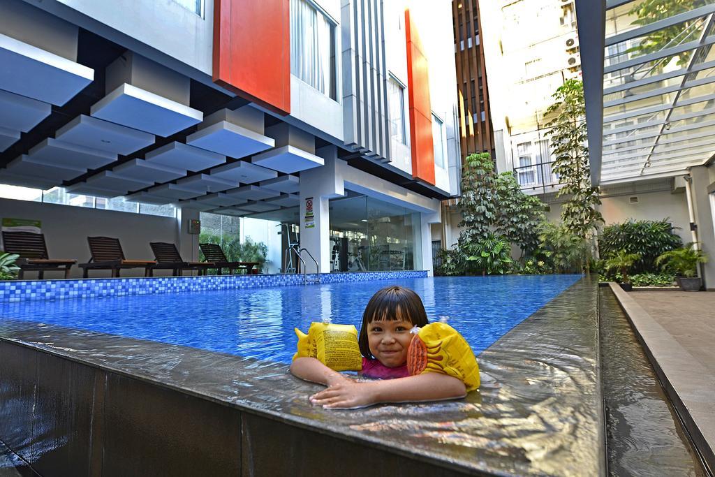 V Hotel & Residence Bandung Exterior photo